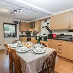 Birkbank Farm בית נופש *